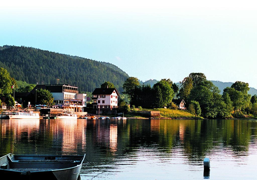 Hotel Les Rives Du Doubs Les Brenets Exterior foto